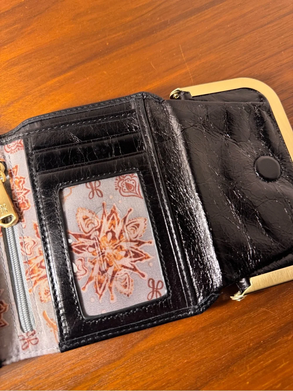 Hobo Robin Compact Wallet in Black Polished Leather
